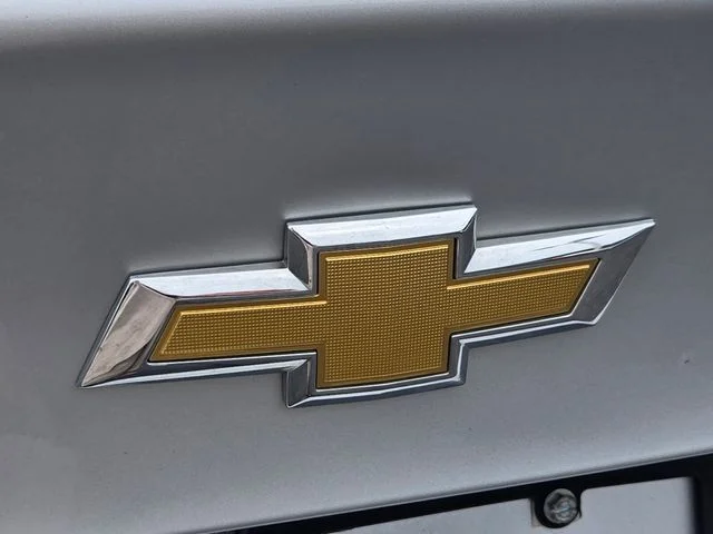 Used 2022 Silver Chevrolet LT image 17