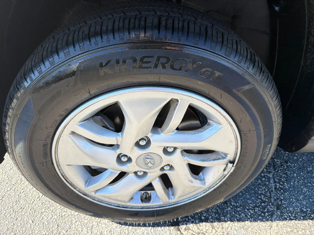 Used 2026 Gray Hyundai SE image 11
