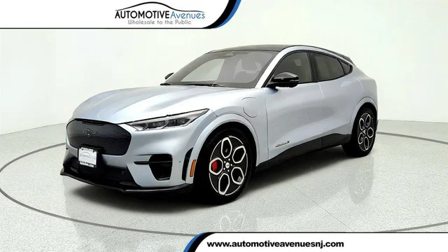 2022 Ford Mustang Mach-E GT AWD w/ Panoramic Roof & Co-Pilot360 Active 2.0