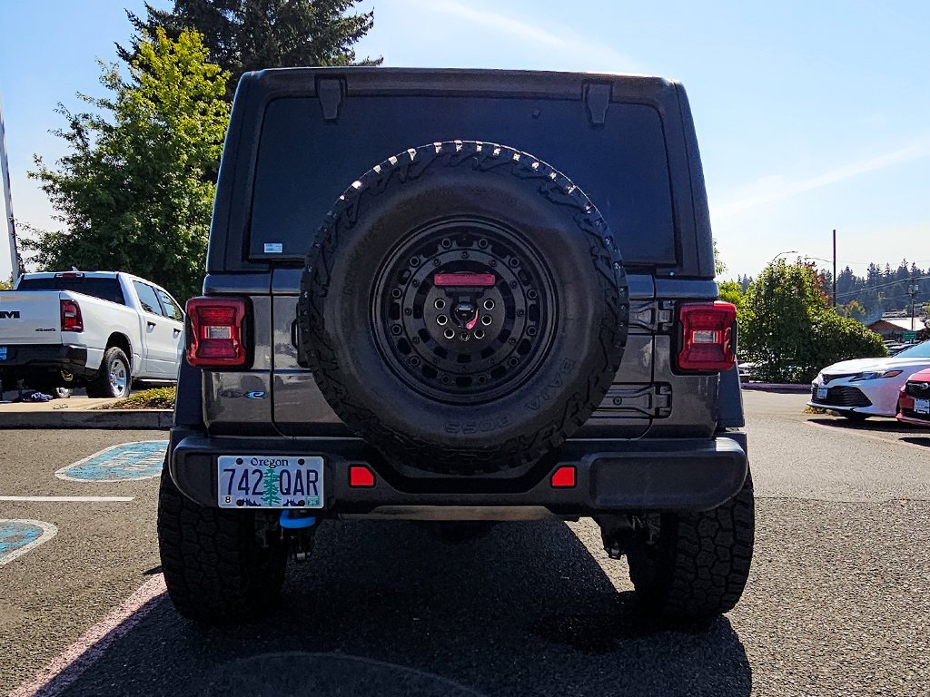 Used 2022 Gray Jeep Unlimited Rubicon 4xe image 6