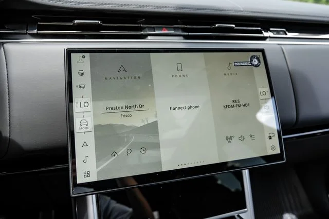 2026 Land Rover Range Rover SE - Photo 35