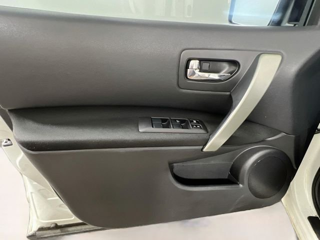 2013 Nissan Rogue SV - Photo 30