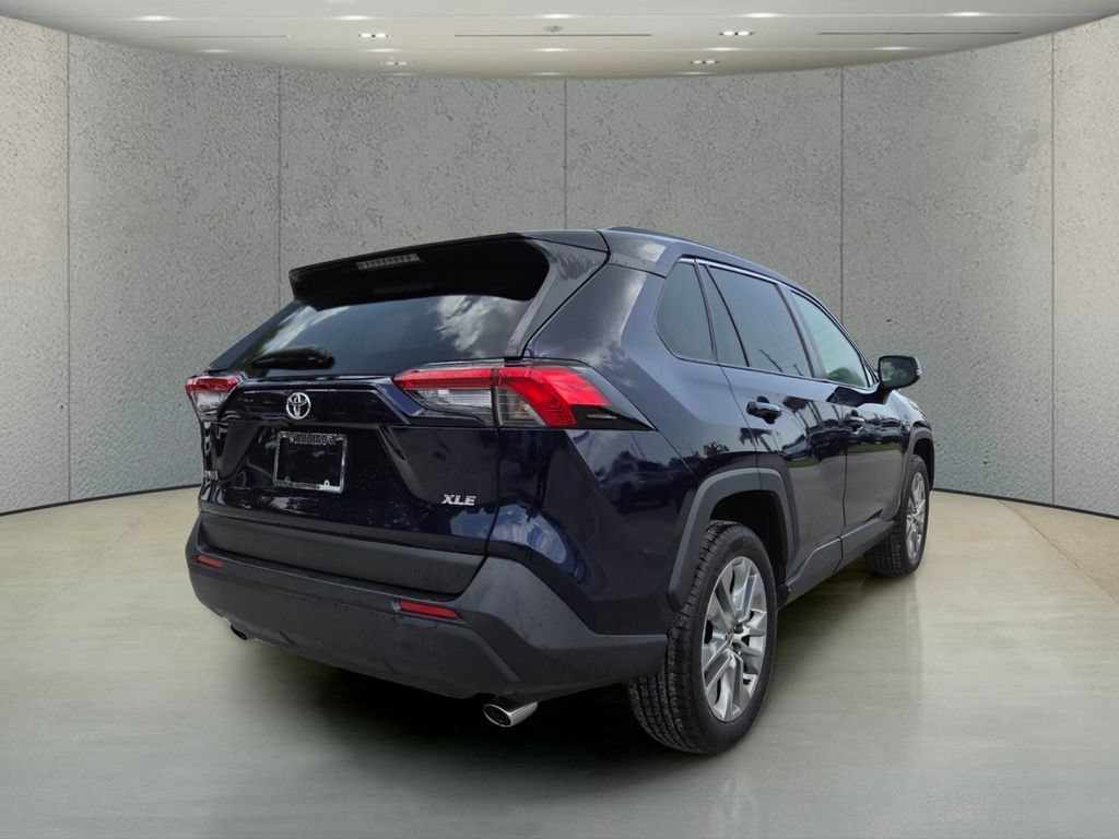 Used 2022 Blueprint Toyota XLE Premium image 4