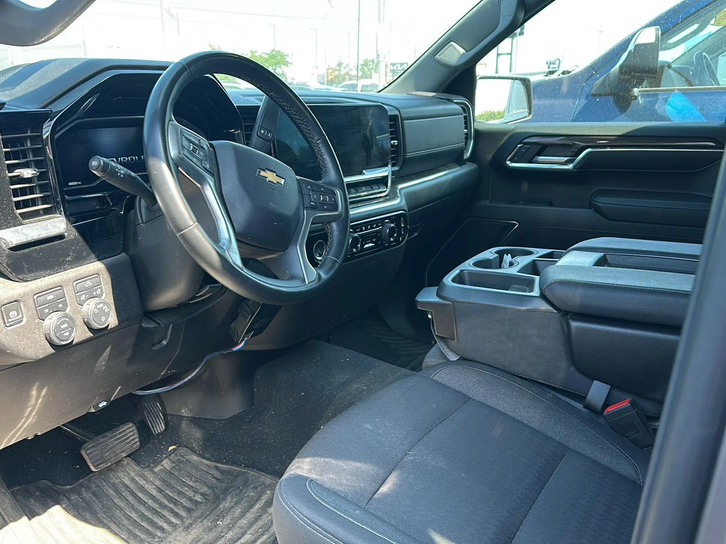 Used 2024 Sterling Gray Metallic Chevrolet LT image 7