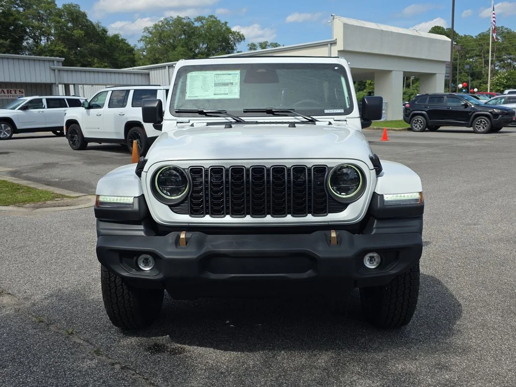 New 2026 Bright White Clear-Coat Exterior Paint Jeep  image 8
