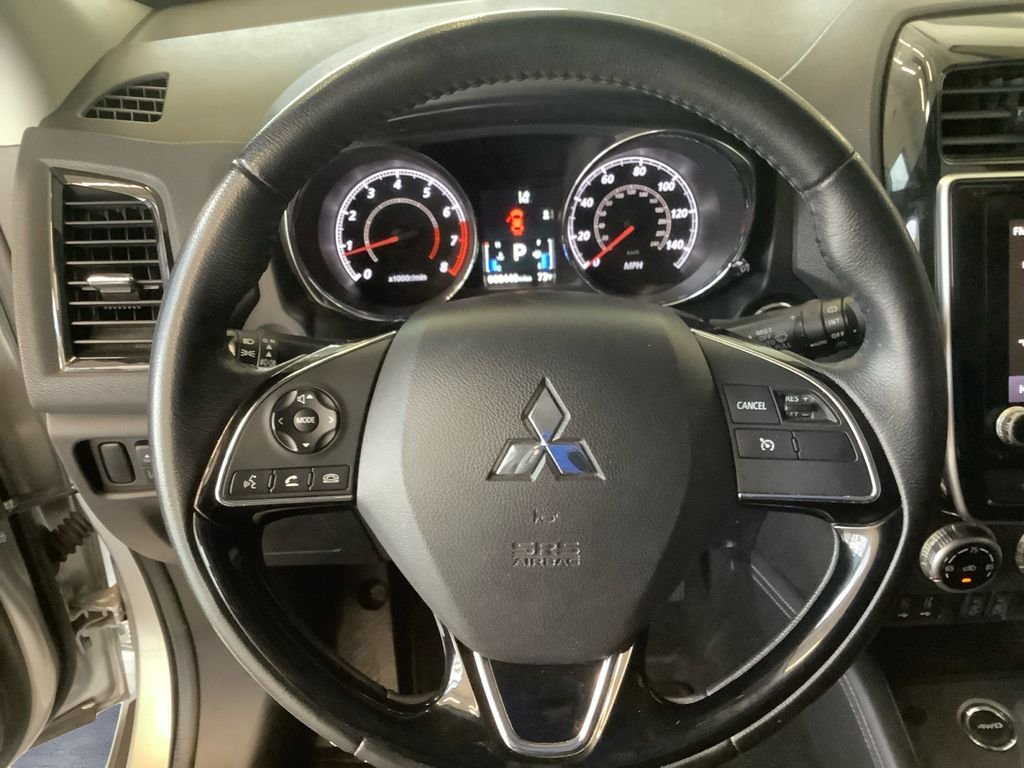 Used 2020 Silver Mitsubishi 2.0 SE image 9