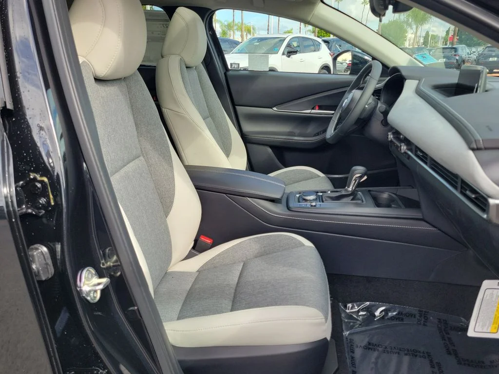2026 Mazda CX-30 Aire Edition - Photo 15