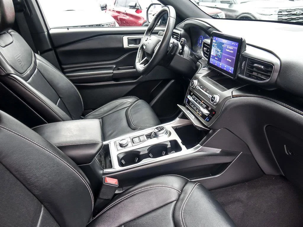 Used 2020 Agate Black Metallic Ford ST image 31