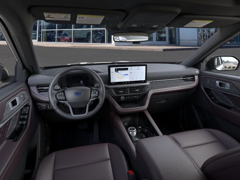 New 2026 Agate Black Metallic Ford Platinum™ image 32
