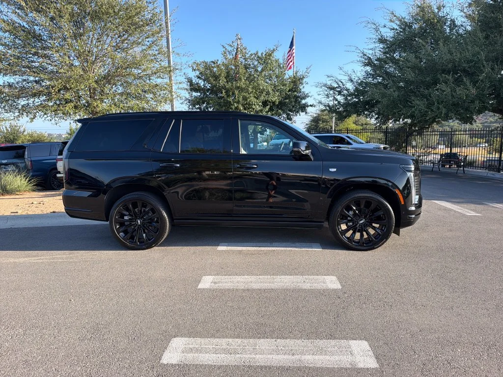 2026 Cadillac Escalade Platinum Sport - Photo 11