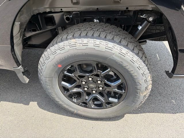 New 2026 Agate Black Metallic Ford XLT image 6