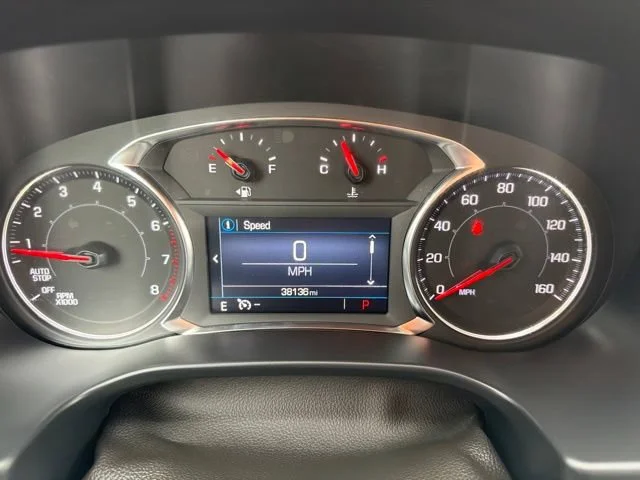 Used 2023 Sterling Metallic GMC SLE image 29