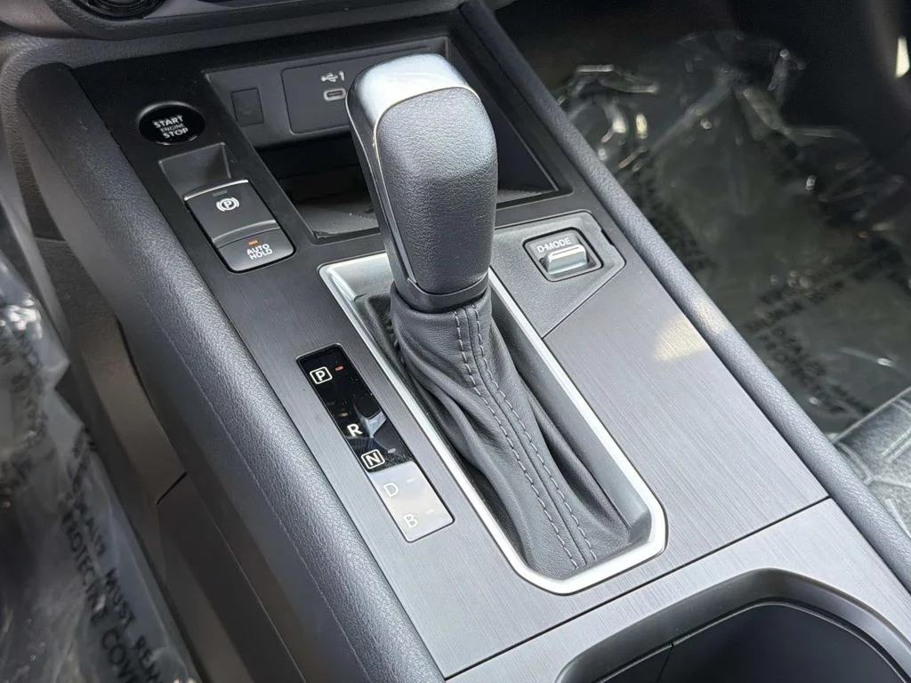 New 2026 Canyon Bronze Metallic Nissan SV image 15