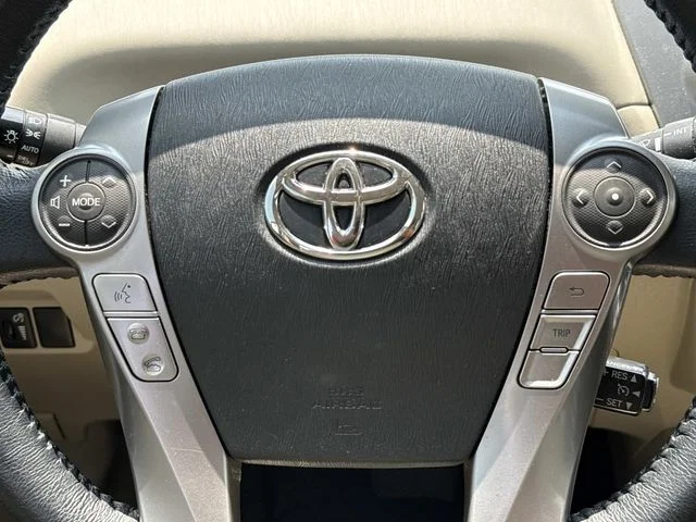 Used 2017 Beige Toyota Five image 17