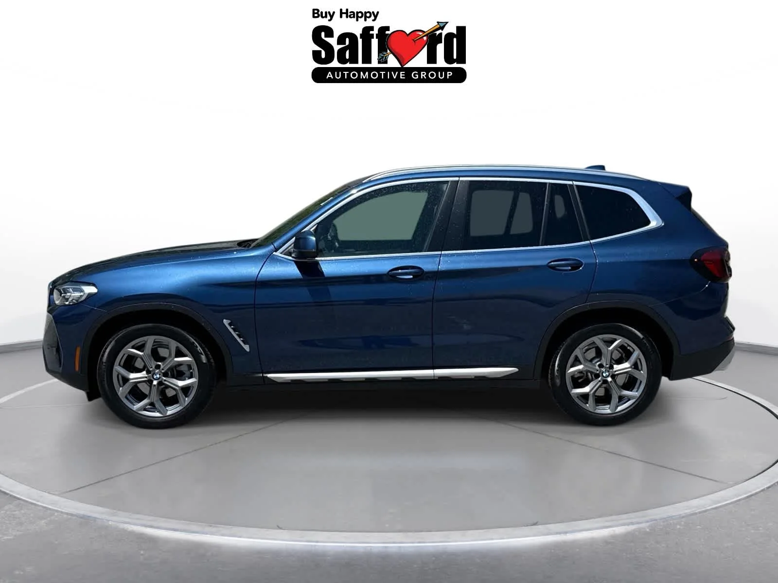 Used 2024 Phytonic Blue Metallic BMW xDrive30i image 9