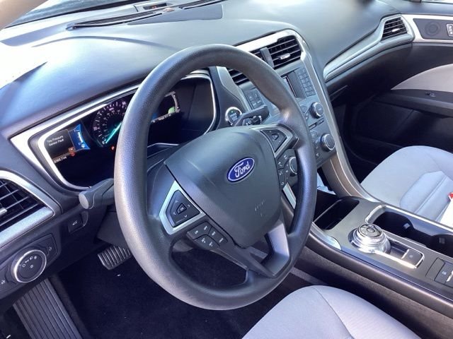 Certified Used 2018 Blue Metallic Ford S image 22