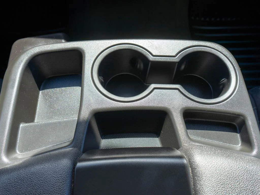 Used 2023 White GMC Elevation image 27