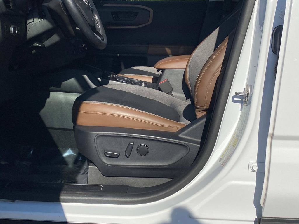 Certified Used 2021 Oxford White Ford Outer Banks image 17