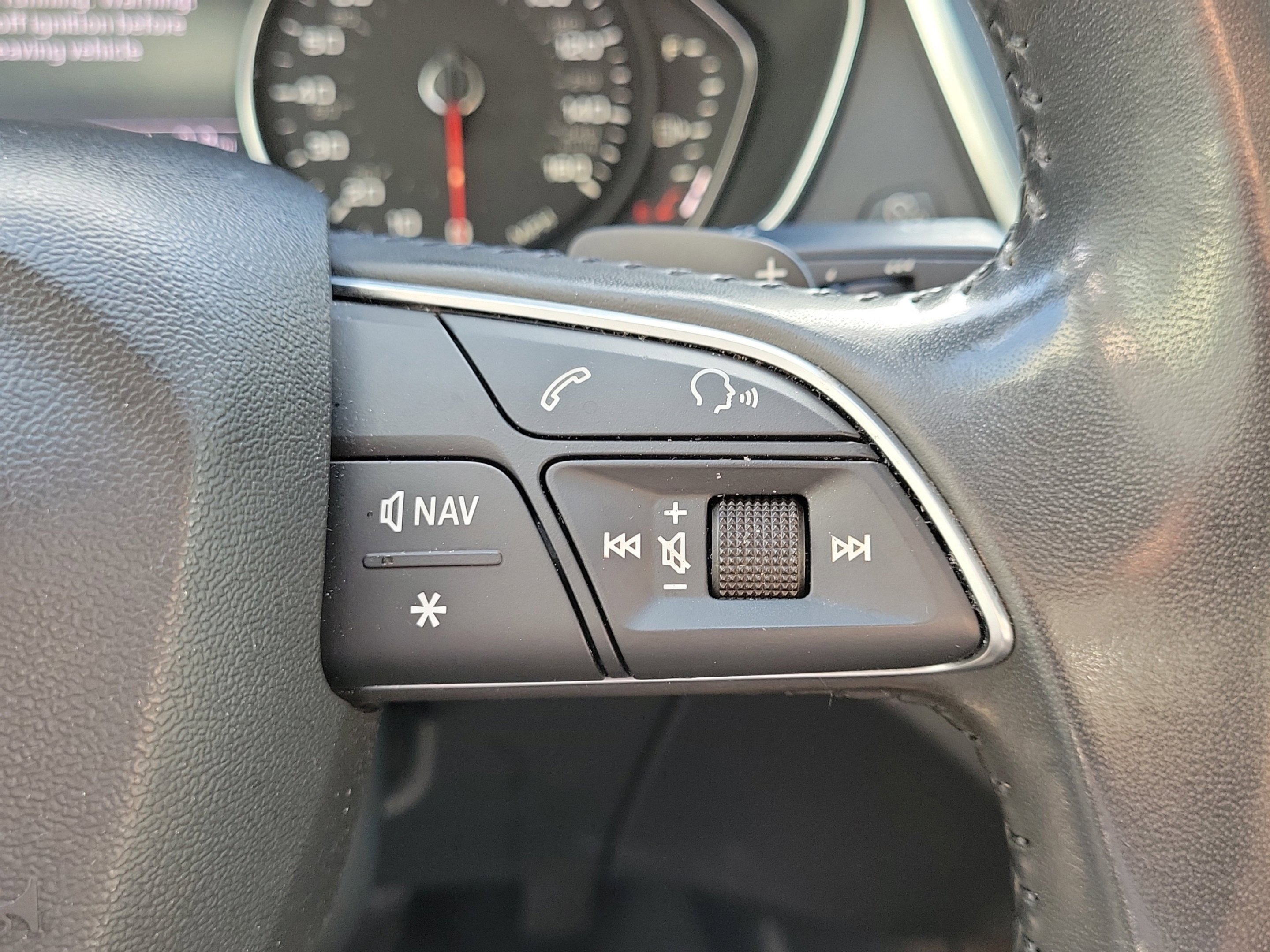 Used 2019  Audi Premium image 21