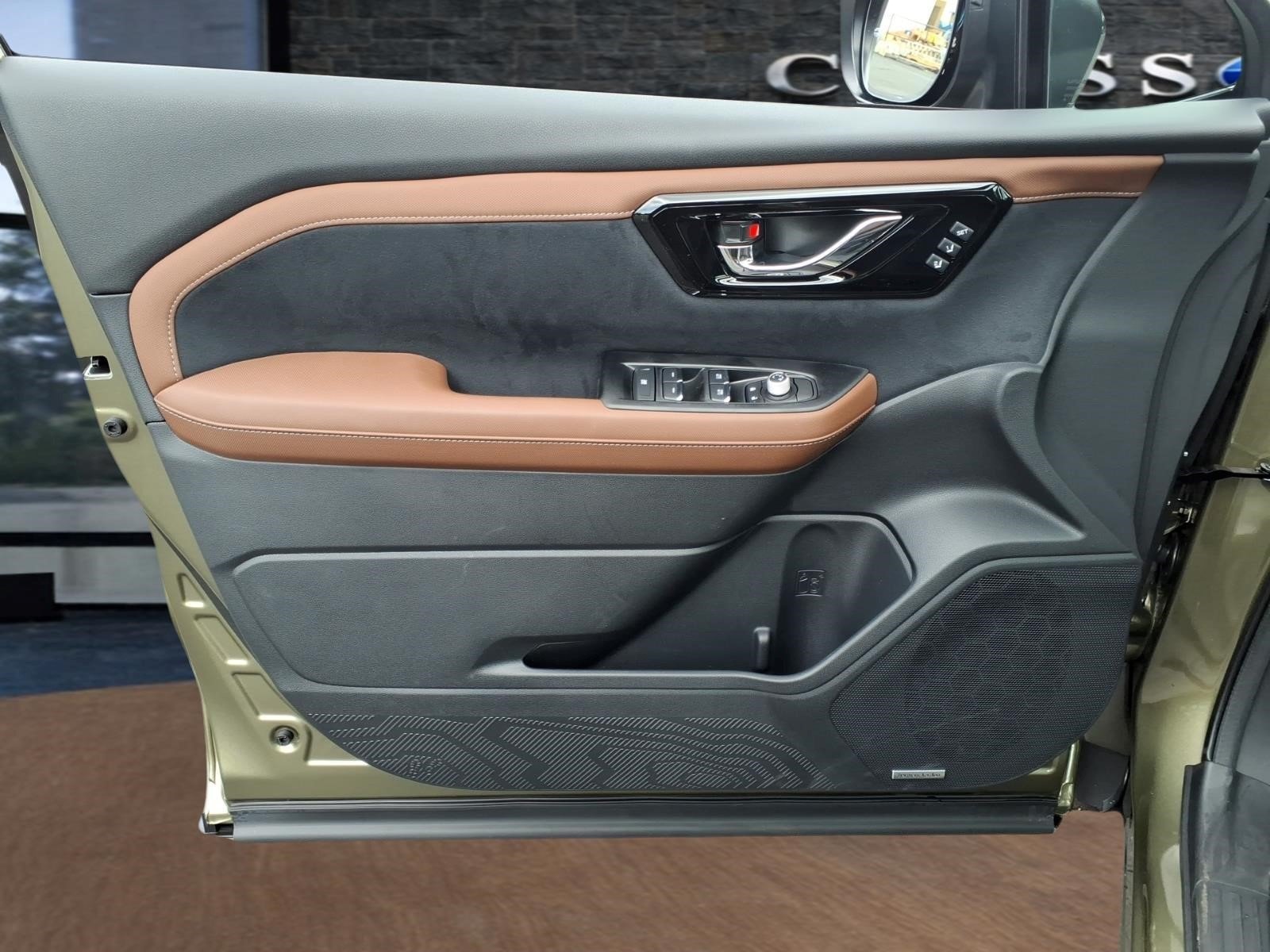 New 2026 AUTUMN GREEN METALLIC Subaru Touring Hybrid image 10