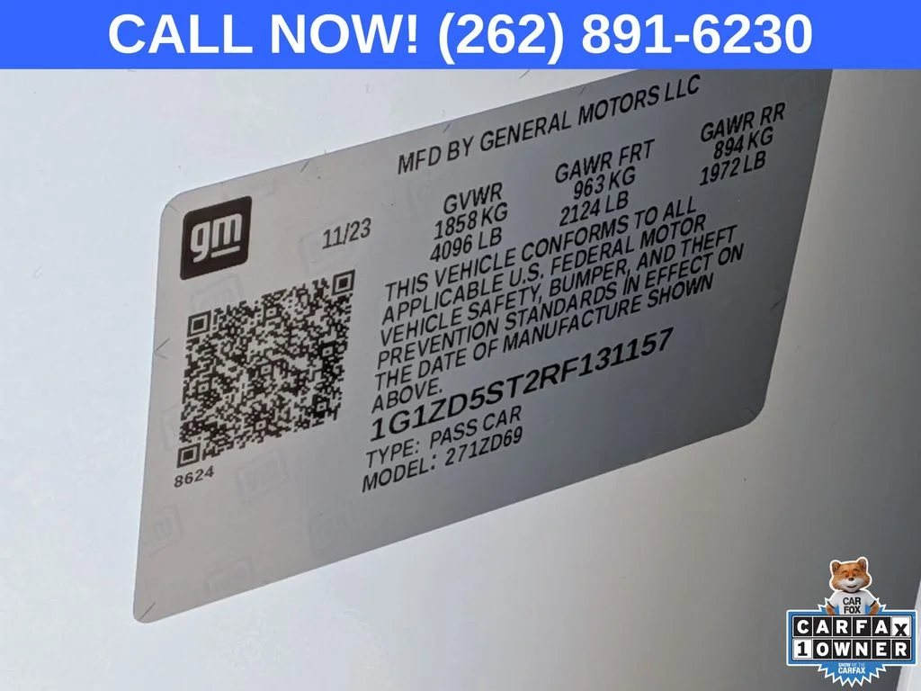 Used 2024 White Chevrolet LT image 31