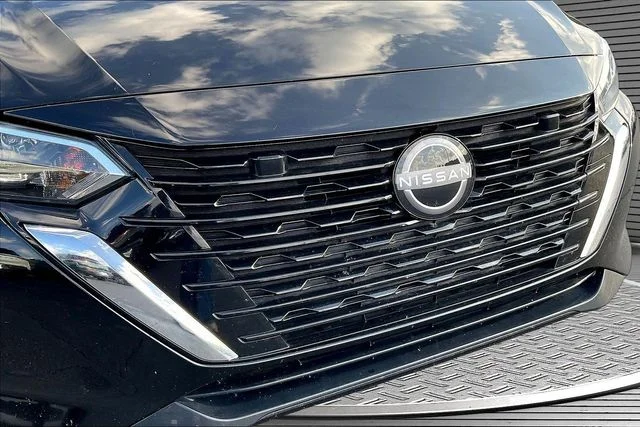 Used 2025 Black Nissan SV image 33