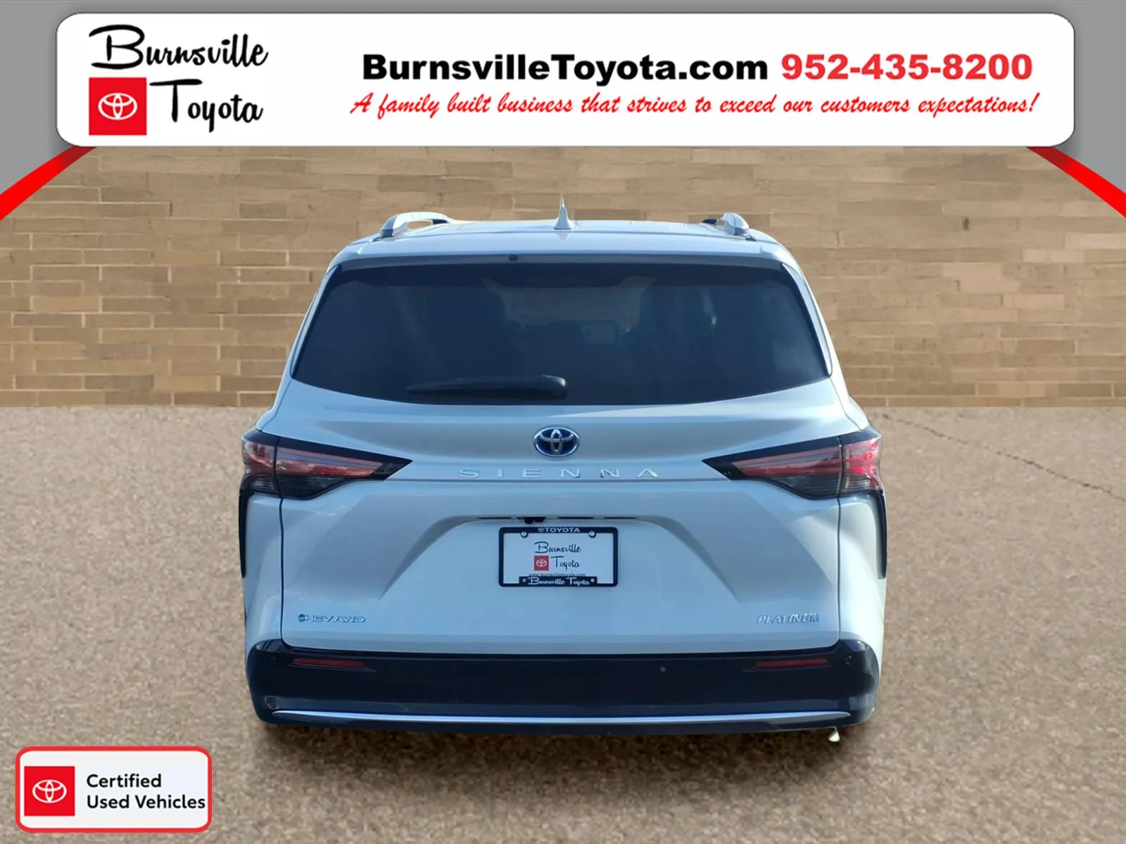 Certified Used 2025 Beige Toyota Platinum image 5