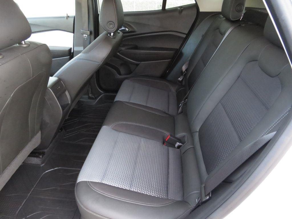 Used 2024 Summit White Chevrolet LT image 21