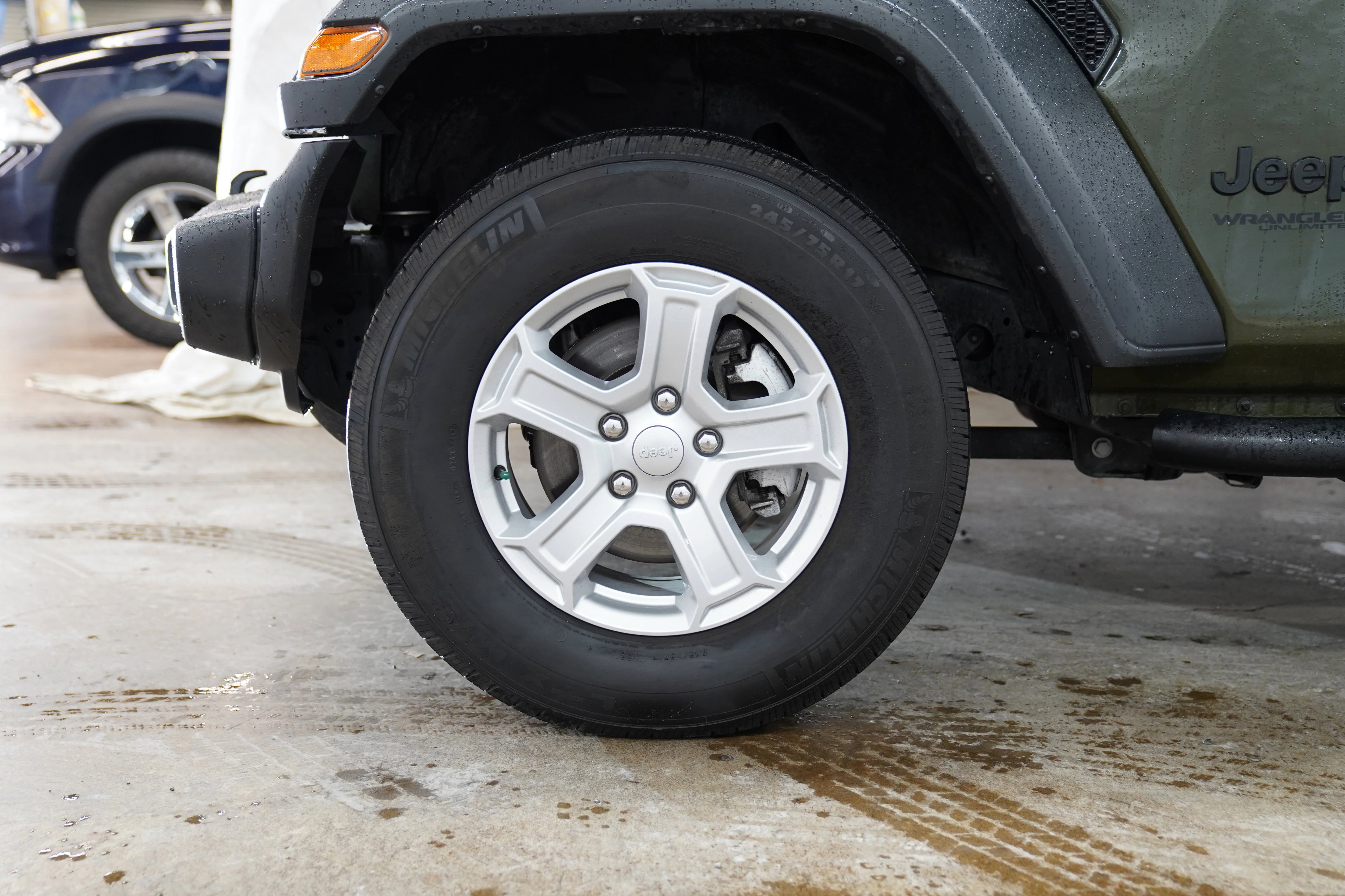 Used 2022 Sarge Green Clearcoat Jeep Unlimited Sport S image 15