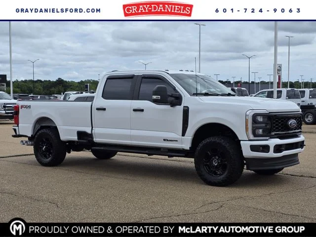 2023 Ford F-250 XL 4x4 Crew Cab 8' Box's photo