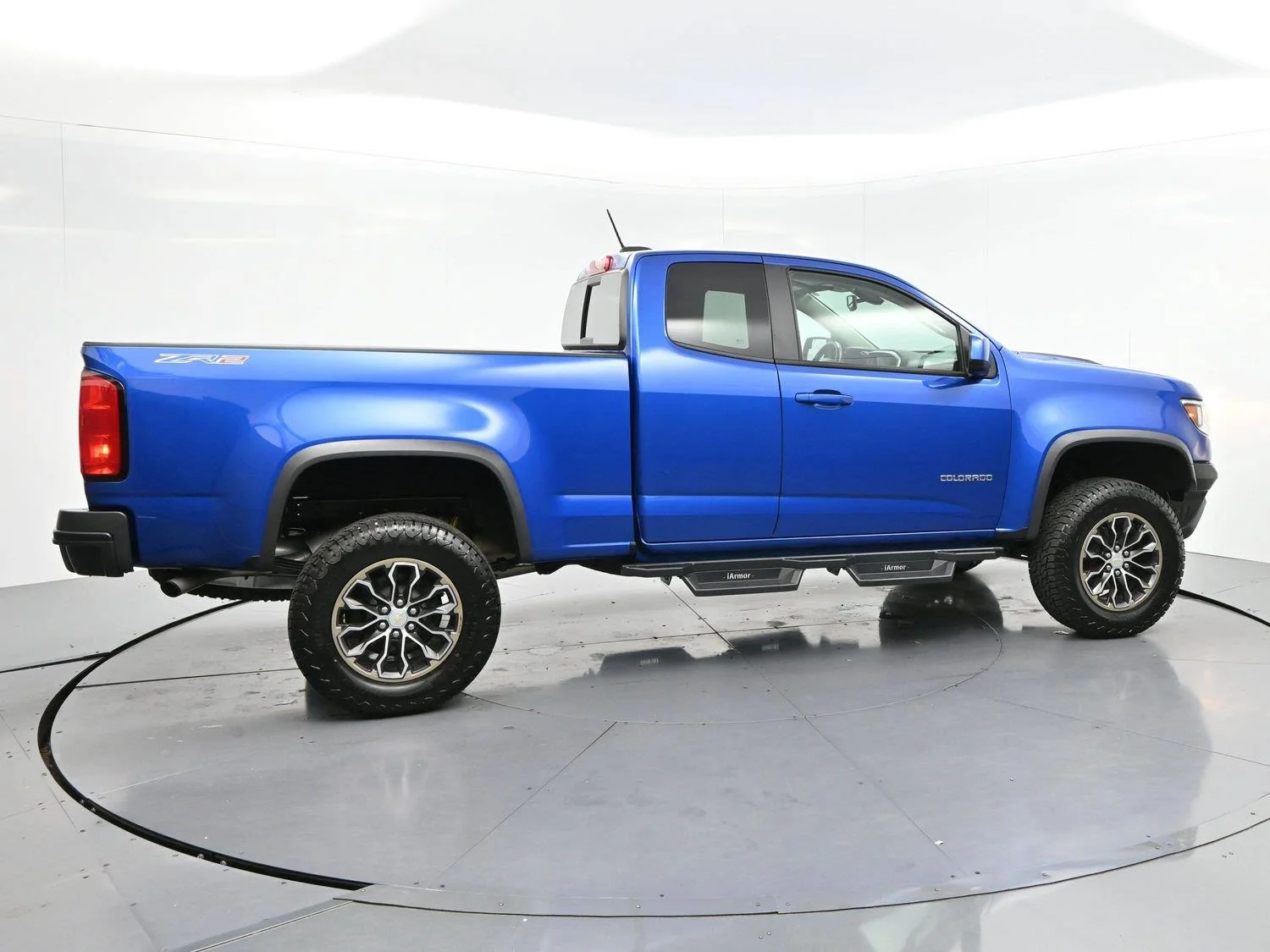 Used 2020 KINETIC BLUE METALLIC Chevrolet 4WD ZR2 image 8
