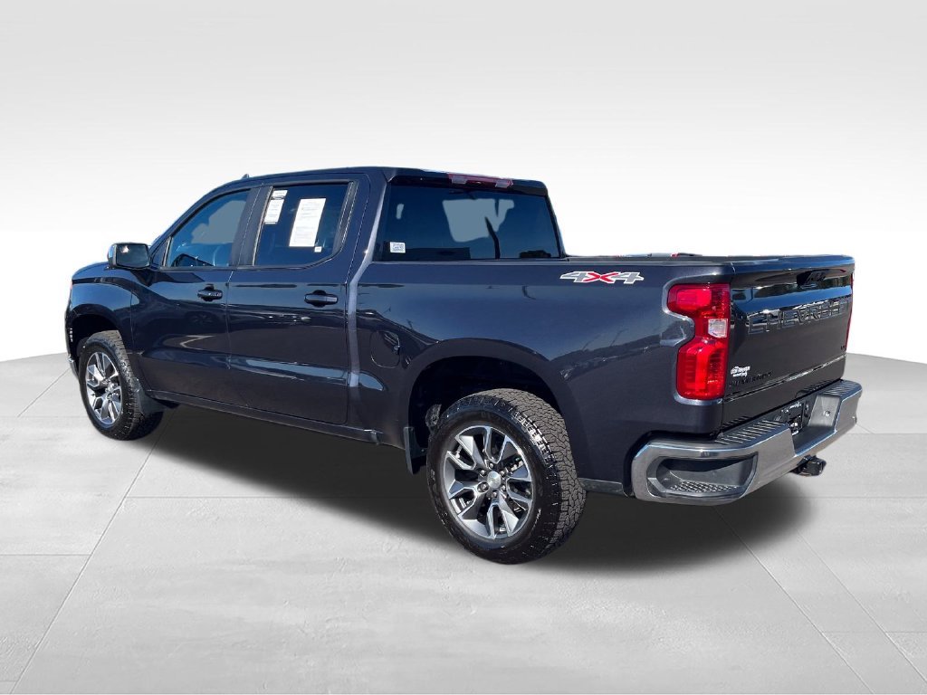 Used 2023 Gray Chevrolet LT image 3