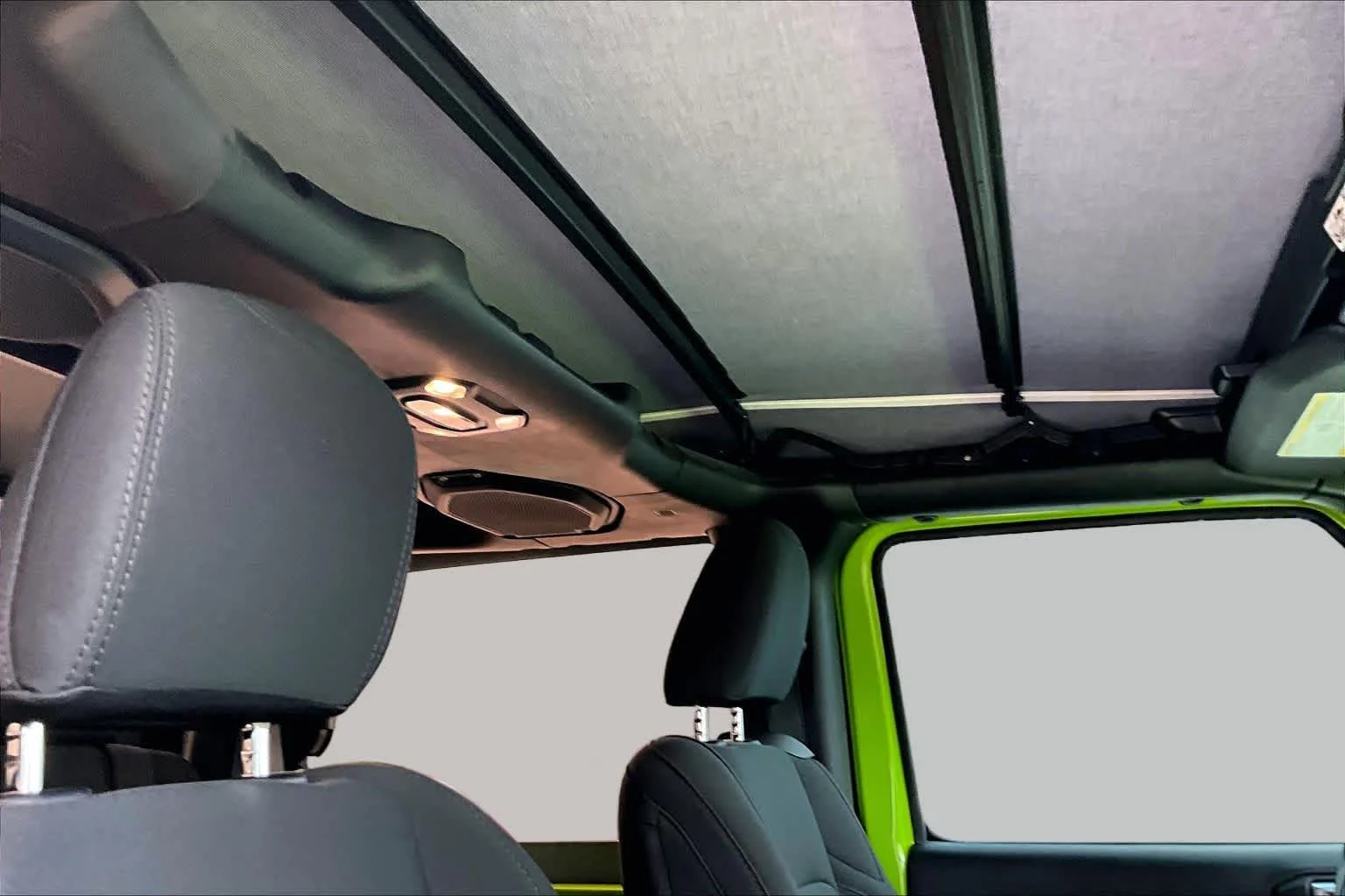 Used 2021 Gecko Clearcoat Jeep Willys image 13