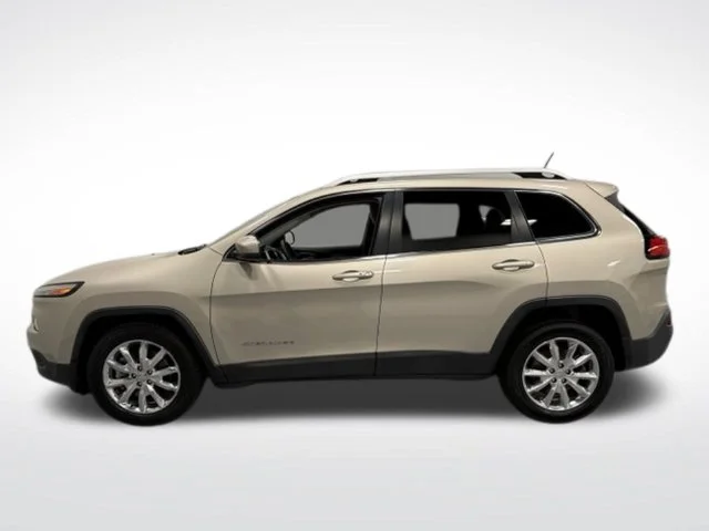 Used 2015 Beige Jeep Limited image 6
