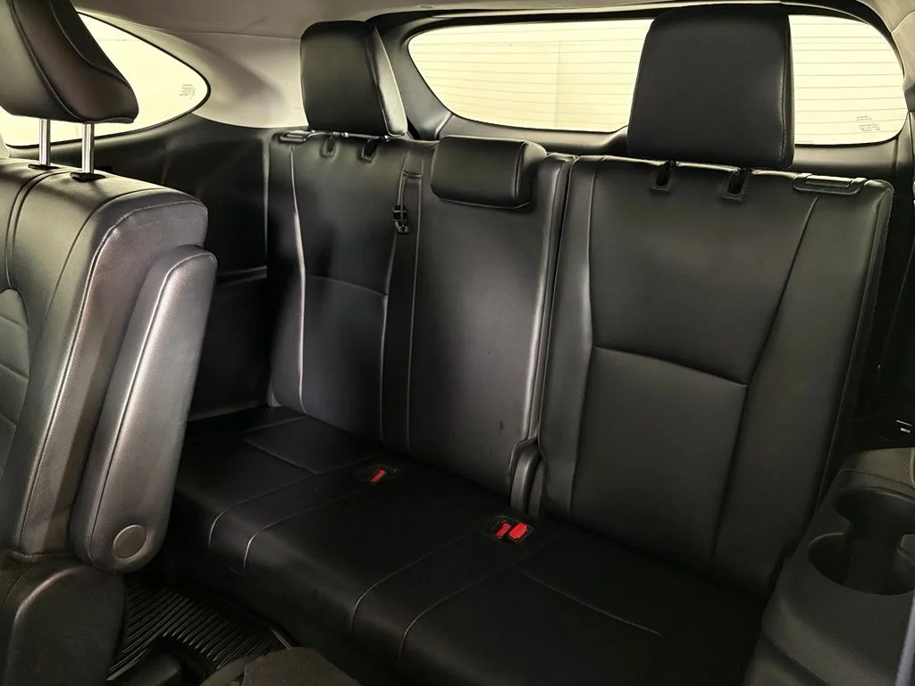 Used 2024 Silver Toyota XLE image 37
