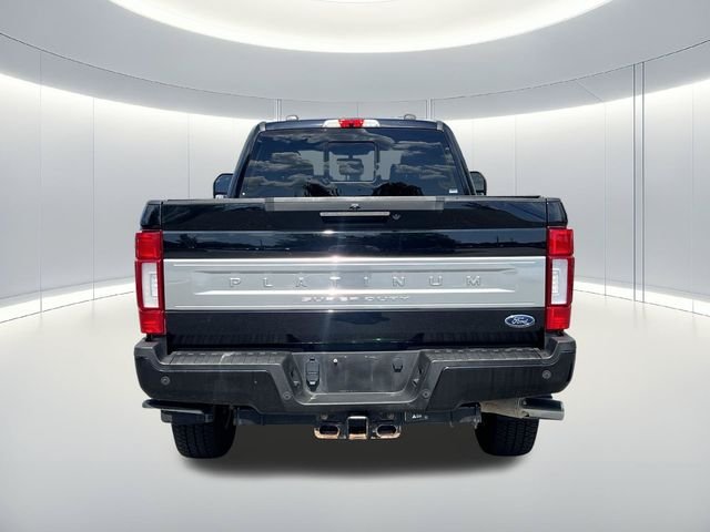 Used 2022  Ford Platinum image 4