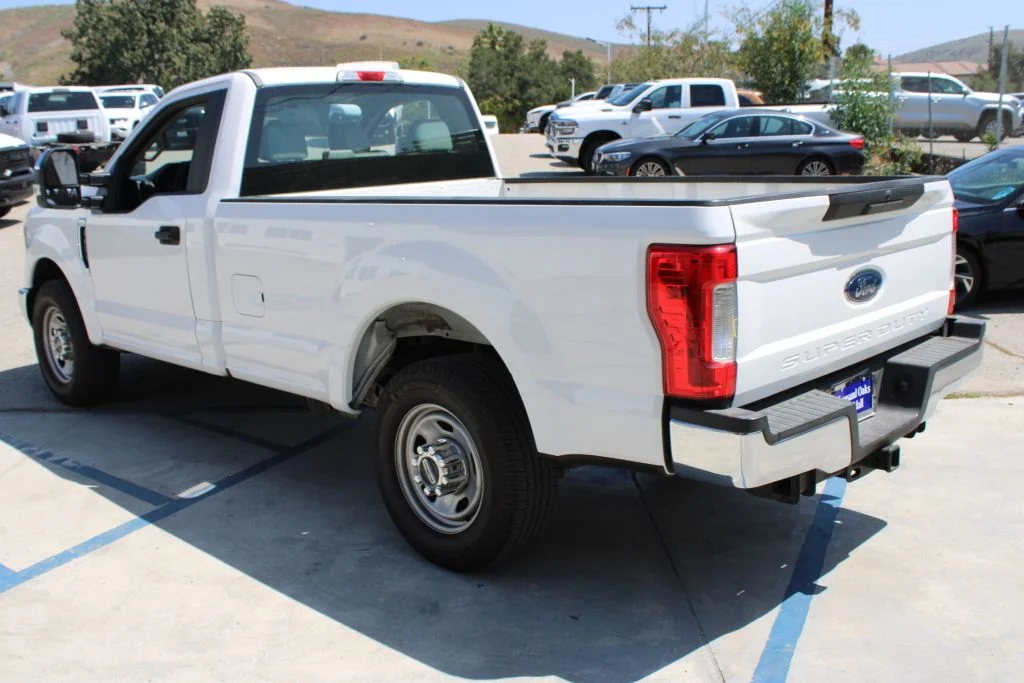 Used 2019 White Ford XL image 6