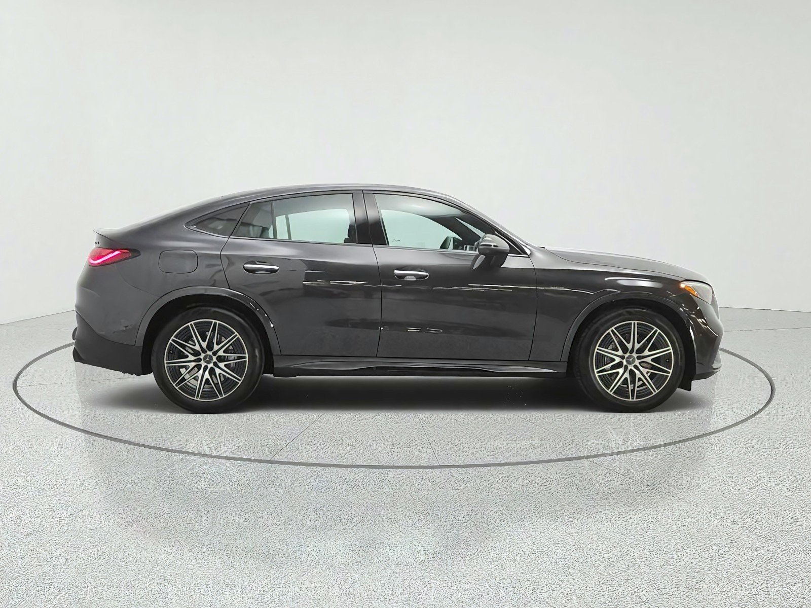 Certified Used 2025 Graphite Grey Metallic Mercedes-Benz AMG® GLC 43 4MATIC Coupe image 4
