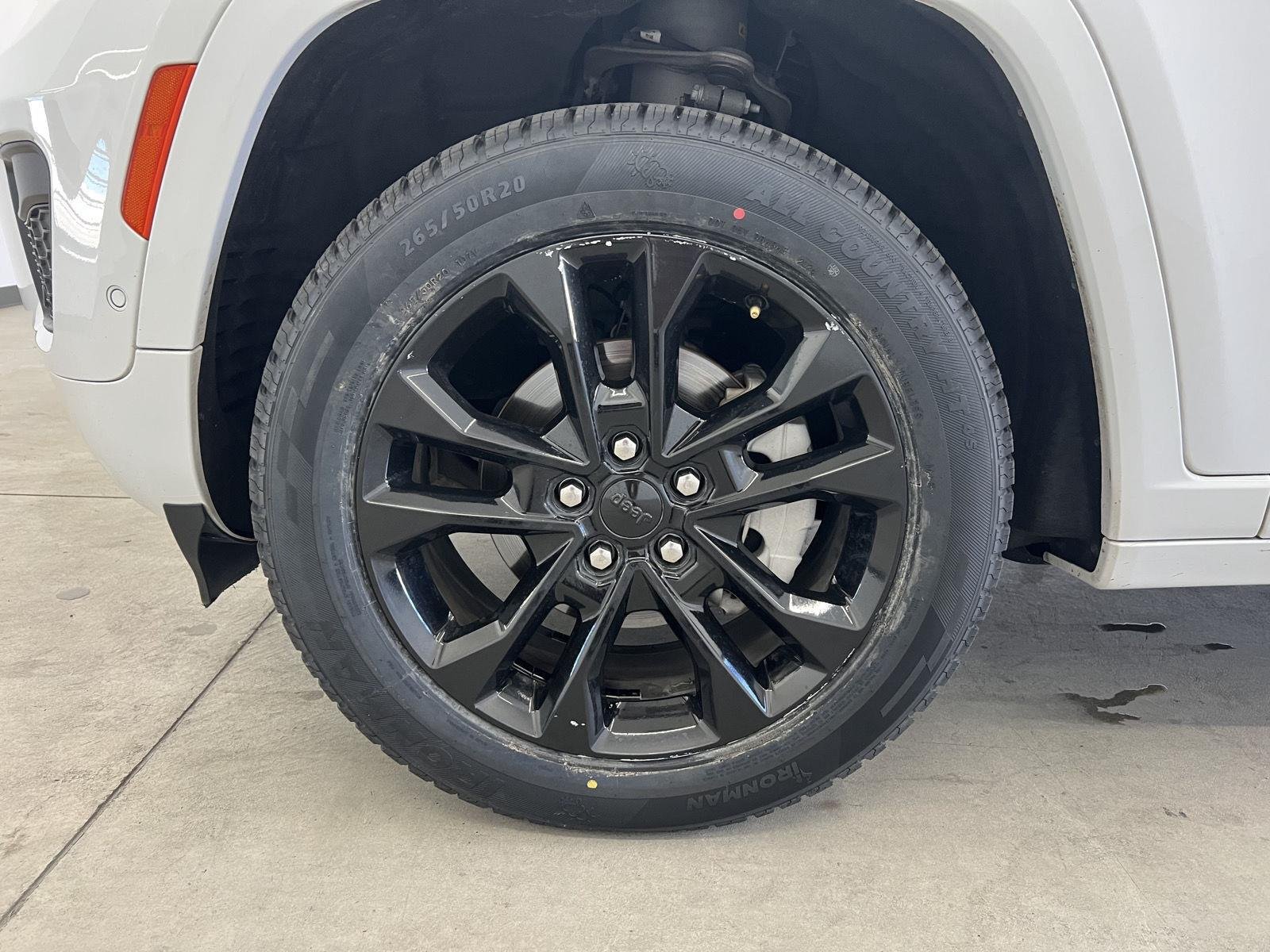 2022 Jeep Grand Cherokee Overland - Photo 20