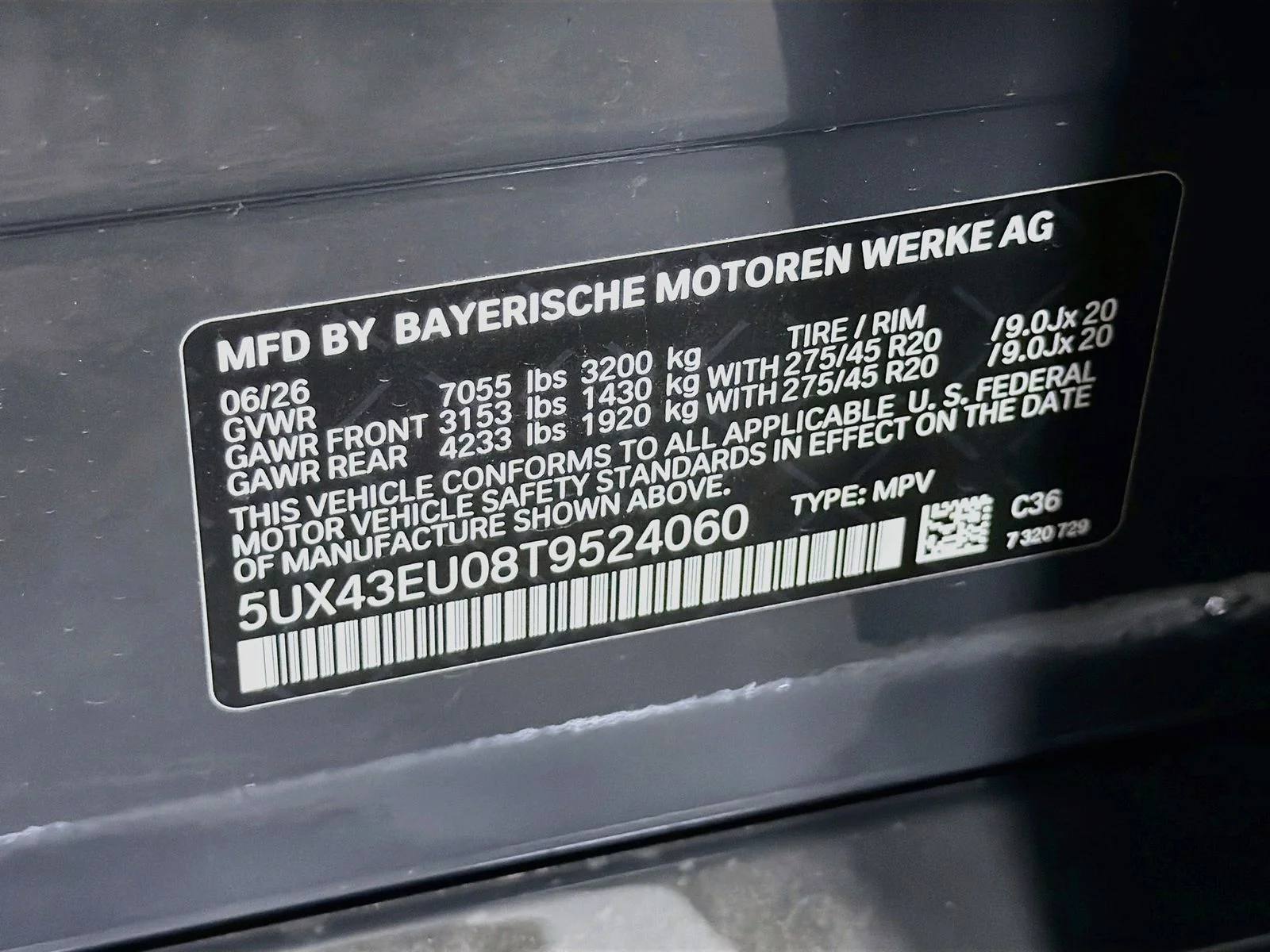 New 2026 Dravit Grey Metallic BMW xDrive50e image 34