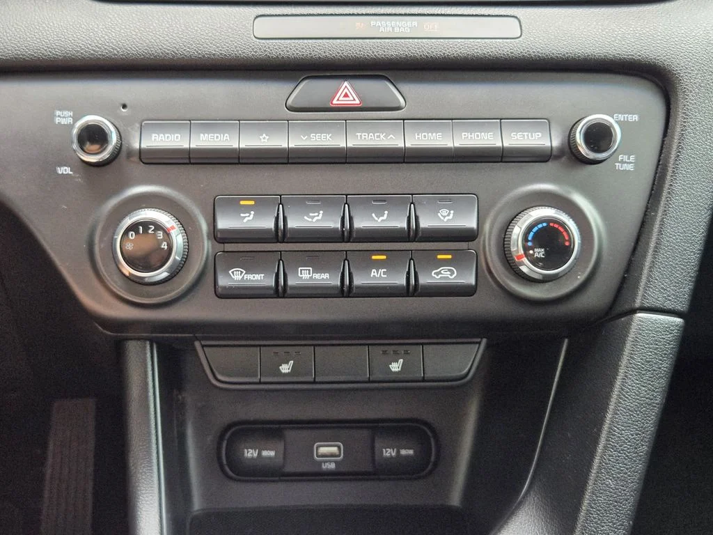 2021 Kia Sportage S - Photo 22