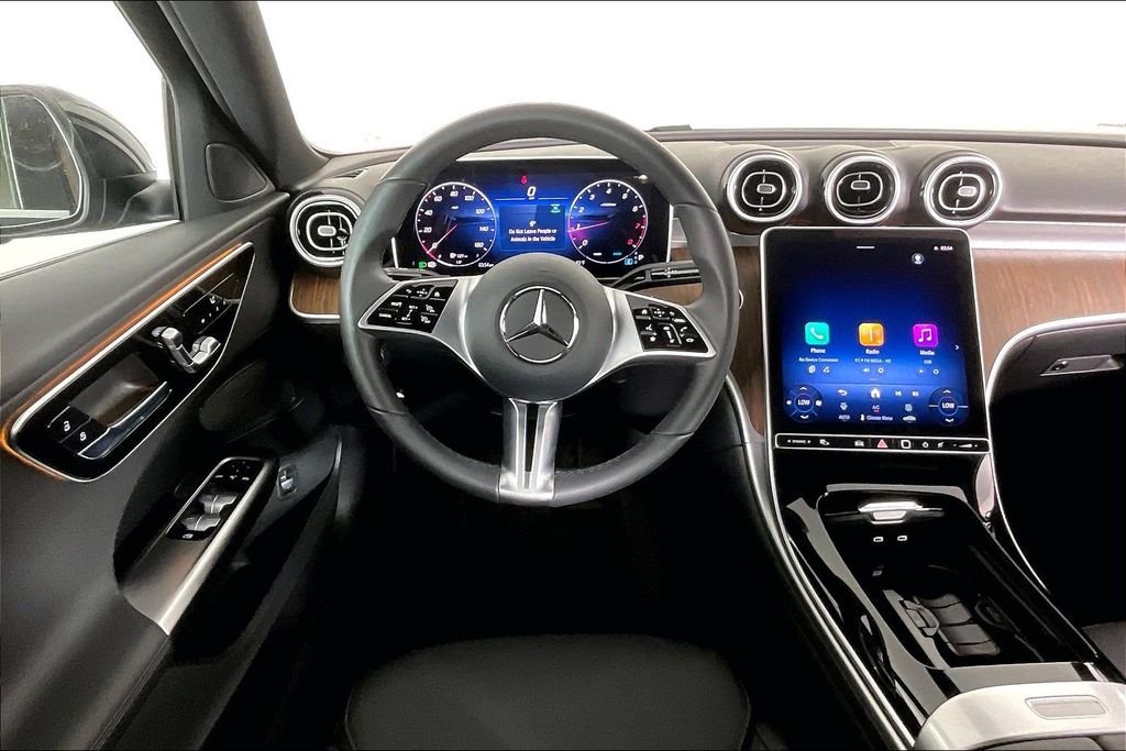 2025 Mercedes-Benz C-Class Sedan C 300 - Photo 5