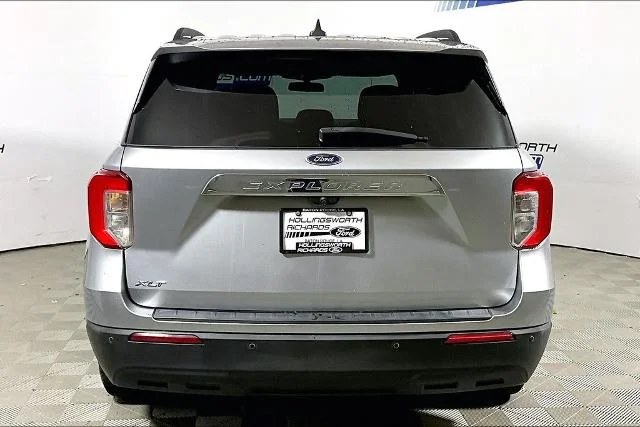 Used 2021 Silver Metallic Ford XLT image 31