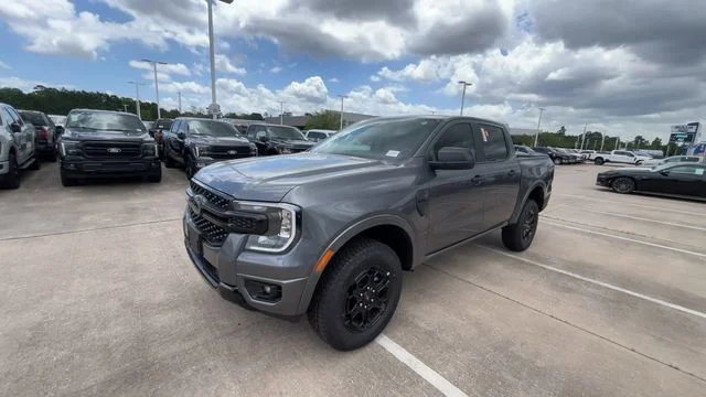 New 2026 Carbonized Gray Metallic Ford XLT image 6
