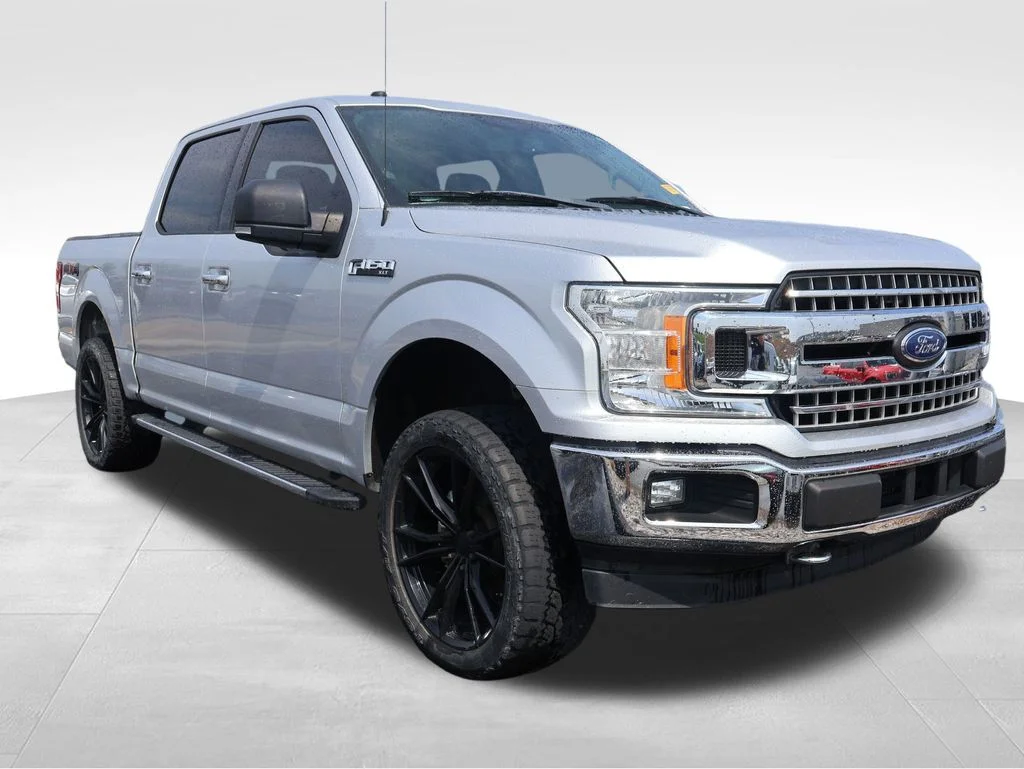Used 2018 Ingot Silver Ford XLT image 8