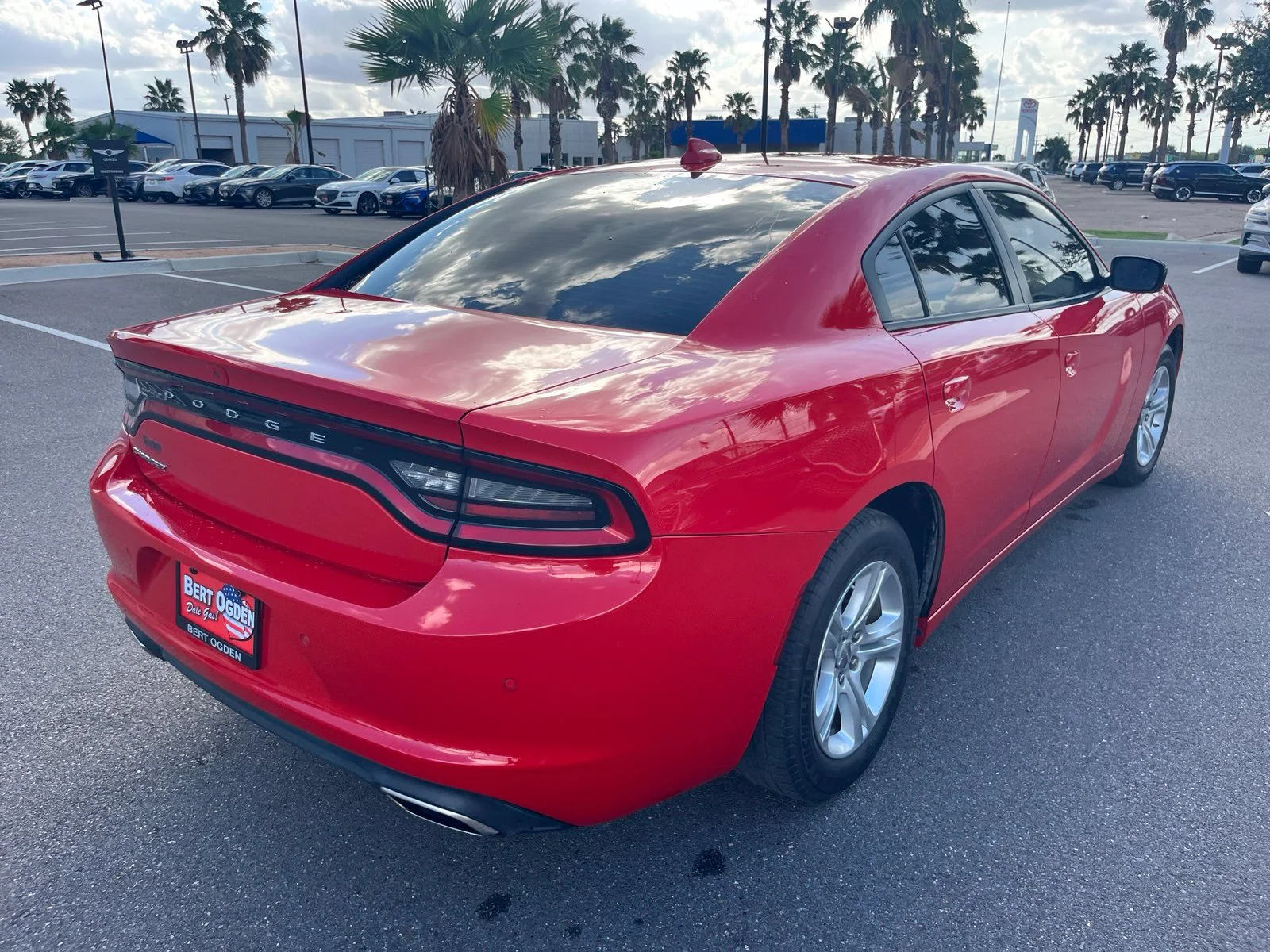 Used 2023 Red Dodge SXT image 6