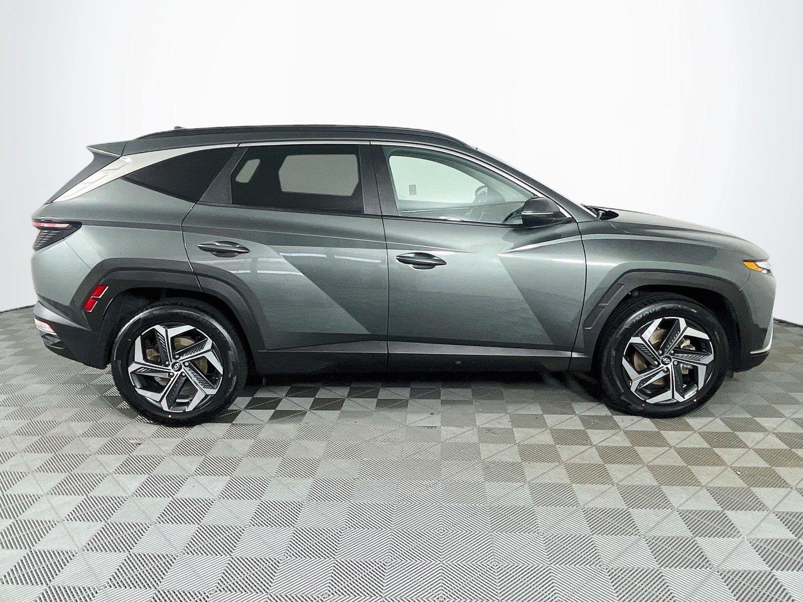 Used 2022 Amazon Gray Hyundai SEL Convenience image 10