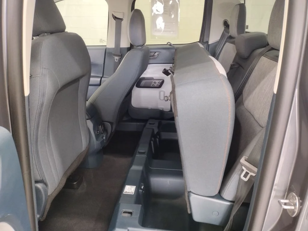 Used 2022 Gray Ford XLT image 27