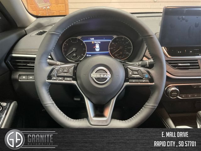 2025 Nissan Altima SL - Photo 16
