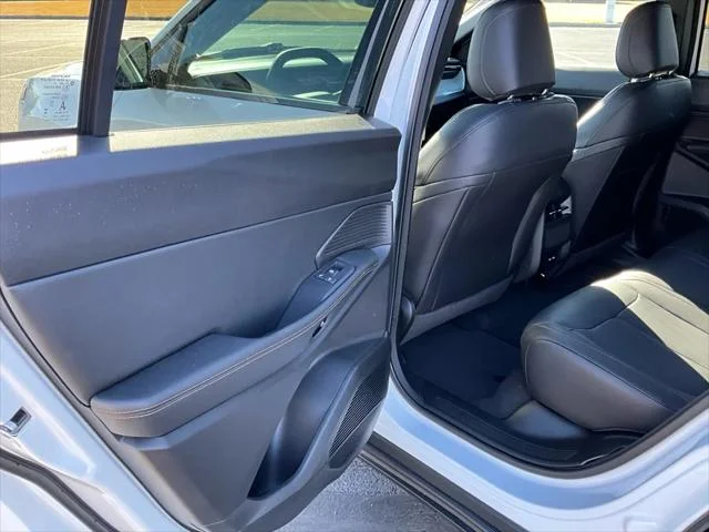 2026 Jeep Cherokee Limited - Photo 8